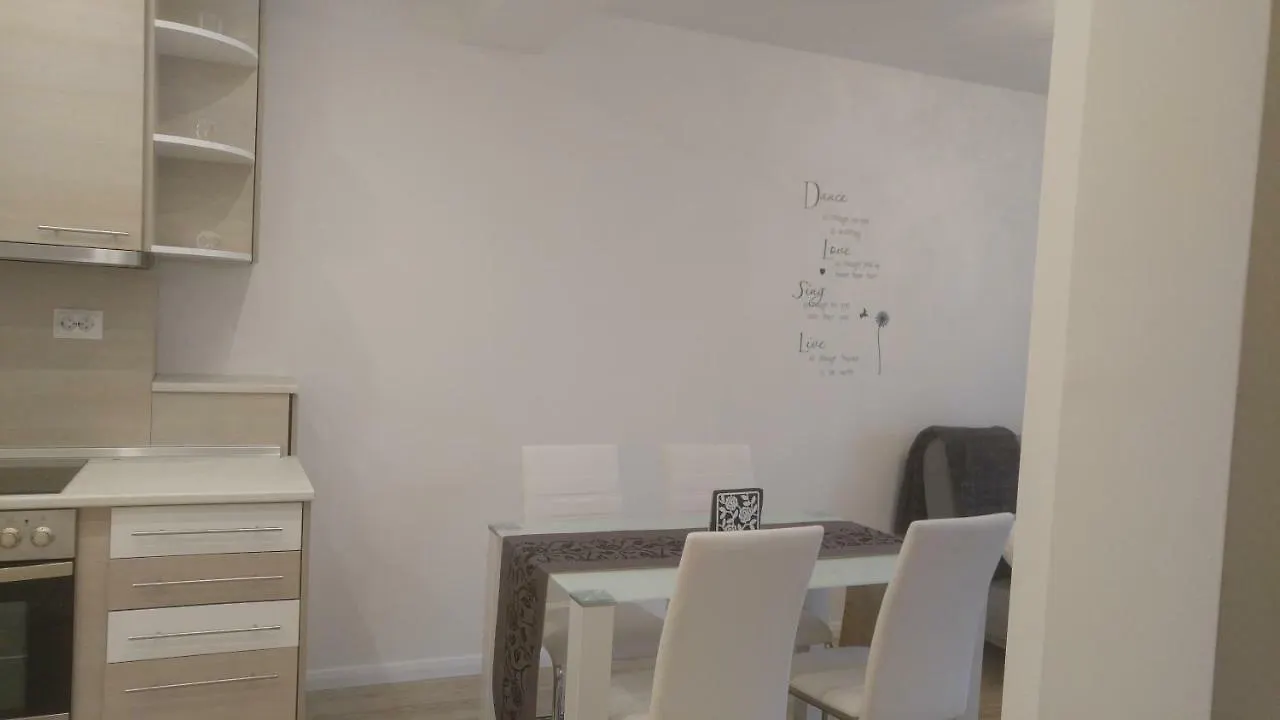 Modern Apartment Sofia Center