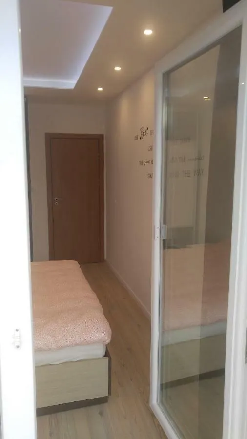 Modern Apartment Sofia Center